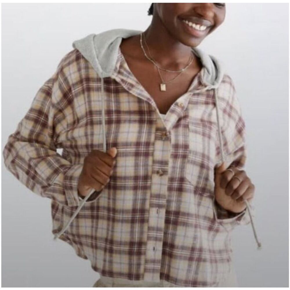 Aeropostale Long Sleeve Cropped Hooded Plaid Flannel‎ Shirt Small